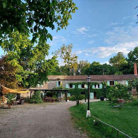 Bed and Breakfast Moulin De Monpoisson Le Puy Exterior foto