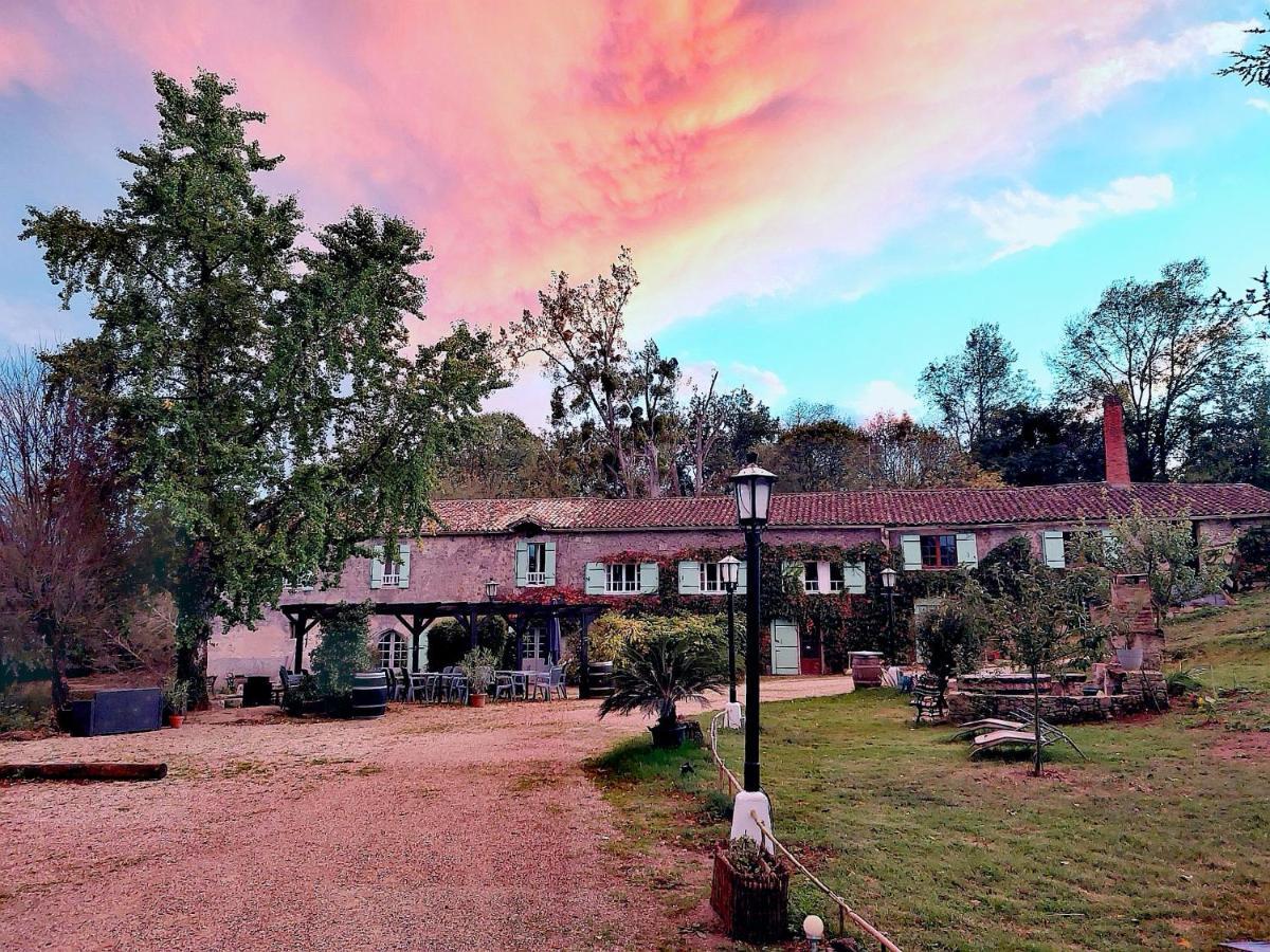 Bed and Breakfast Moulin De Monpoisson Le Puy Exterior foto